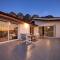 Mountain Oasis - Views, Pool, Hot Tub & Inverter - 开普敦