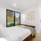 Spacious and Modern 2BR in Prime Location Burwood