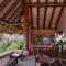 Award-winning Villa in a Secluded Location - 锡瓦塔塔内霍
