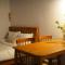 Busan Subway 6min #2 Rooms #2 Queen Beds #Hotel Bedding #OTT #Table#1st Floor - Busan