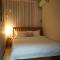 Busan Subway 6min #2 Rooms #2 Queen Beds #Hotel Bedding #OTT #Table#1st Floor - Busan