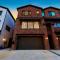 Modern Dallas Family Gem Pool Table, Arcade and More - دالاس