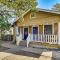 Walk to SoCo Home with Decks and City Views in Austin - أوستن