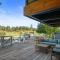 Little Pine Chalet - Walk to Slopes, Hot Tub, Ping Pong - بيغ بير لاكي