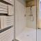 Appartement Vivier - les suites du palais, parking privé, vue cathédrale,2 chambres, by PRIMO C0NCIERGERIE - Nevers