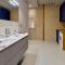 Appartement Vivier - les suites du palais, parking privé, vue cathédrale,2 chambres, by PRIMO C0NCIERGERIE - Nevers