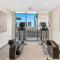 Upscale family friendly 4 bedroom on Private Beach with Amazing Views - 迪拜