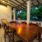 Paradise cove Apartment