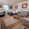 Silwood Apartment fully self contained with Kitchen and Laundry