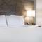 Rodeway Inn & Suites near Outlet Mall - Asheville