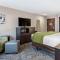 Comfort Inn & Suites Tualatin - Lake Oswego South