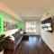 UPSCALE HOLLYWOOD RETREAT- King 1BD Pool-Jacuzzi-Rooftop - 伯班克