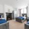 5 Bedroom House in Medway 9 Beds sleeps 12 - Gillingham