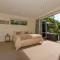 Cooks Getaway - Cooks Beach Holiday Home