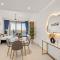 Cozy 1BR with Balcony & Panoramic Creek Harbour Views - Dubaj