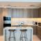 Azure Bliss 1BR Retreat Near Saadiyat Attractions - 阿布扎比