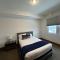 3BR Luxury Suite with Parking at The Grand Castle - 格兰维尔