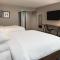 Four Points by Sheraton Bakersfield