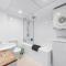 Modern on Mary - 1Bed 1Bath Study 1Car Views - CBD