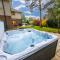 Luxury6BedHouse-HotTub-GamesRoom-Amar Luxury Stays