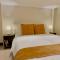 Group-Friendly Stay, Minutes from the Airport - Lapu Lapu City