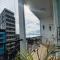 Riverfront Retreat Prime Location Apartment with Stunning Views of the RioNegro - ماناوس