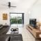 Panoramic views 3BR Cairns City Apartment