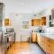 Charming Moutain Cottage -Pet Friendly