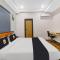 Super Townhouse OAK Hitec City Near Image Hospital