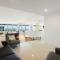 QTower 2BR Apt Pool & Gym, 6 Guests, Beach Walk