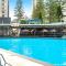 QTower 2BR Apt Pool & Gym, 6 Guests, Beach Walk