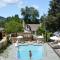Farmhouse Inn