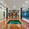 Luxe suite in Darling Harbour with pool, sauna & gym - ICC 300m