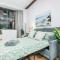 Luxe suite in Darling Harbour with pool, sauna & gym - ICC 300m