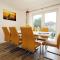 Charming Bradley Stoke 4BR with Private Garden - بريستول
