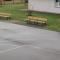 Bungalow mit Basketballplatz