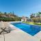 Brand new Luxury Villa with pool - 布索特