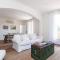 LA LEZARDIERE - Provençal Villa Facing South with Sea View & Pool - 拉蒂尔比耶
