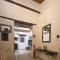 Finikous Cottage House-Agros