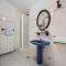 Charming Apartment Tedi with Sea View