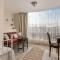 Sunny Vintage Haven Dual Balcony, Panoramic View - 开罗