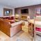 The Jewellery Suites Birmingham - Birmingham