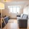 9FWC, 2 Bedroom Apartment, Sleeps 4, 2 Double beds, Parking - 史云顿
