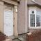 New! Stylish 4BR in St John's - 达灵顿