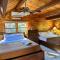 Forest Tree Log Cabin - Middletown