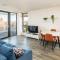 Modern 1-Bed Flat in Brixton - Londra