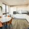 Modern 1-Bed Flat in Brixton - Londra