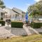 Emerald Escape-Ground Floor in Golf Colony - ميرتل بيتش