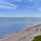 2BR Ocean Views Condo in West Palm - Riviera Beach