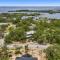 Hill top house with amazing views and bay side dock with fishing deck - Cedar Key